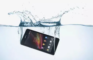 teléfonos celulares a prueba de agua