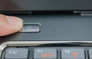 Usa la tecla que enciende la computadora para apagar la