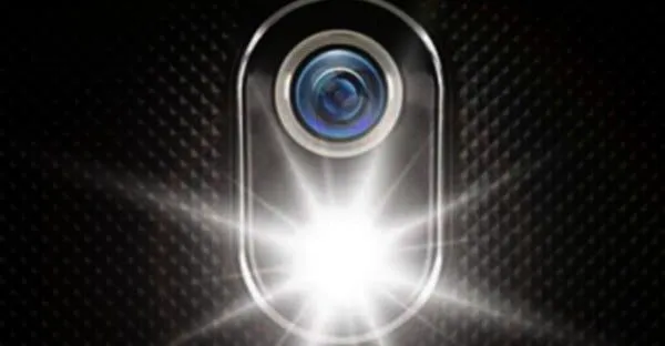 fotos oscuras en android cuando se usa el flash de la camara