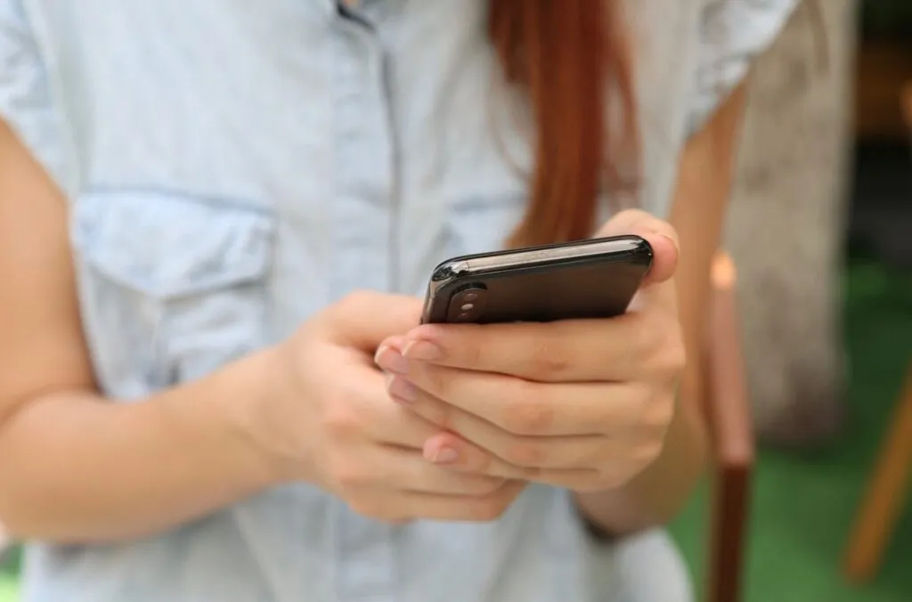 acceda a redes wi fi con la aplicacion de facebook para conectarse a internet sobre la marcha