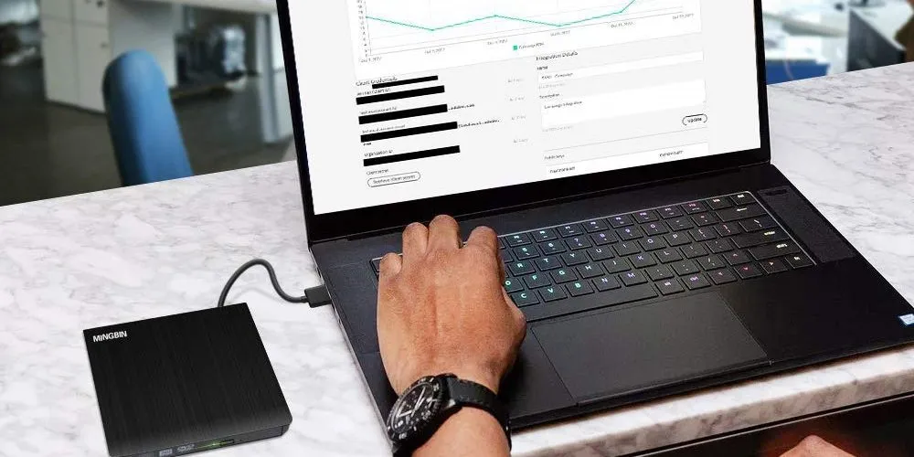como agregar memoria y espacio en disco a computadoras portatiles o tabletas