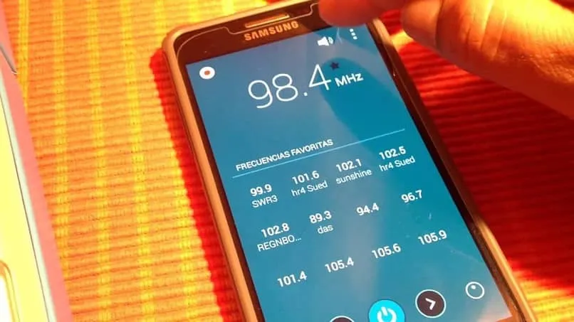 como instalar y escuchar la radio en samsung galaxy s6 s7 s8 s9 y s10