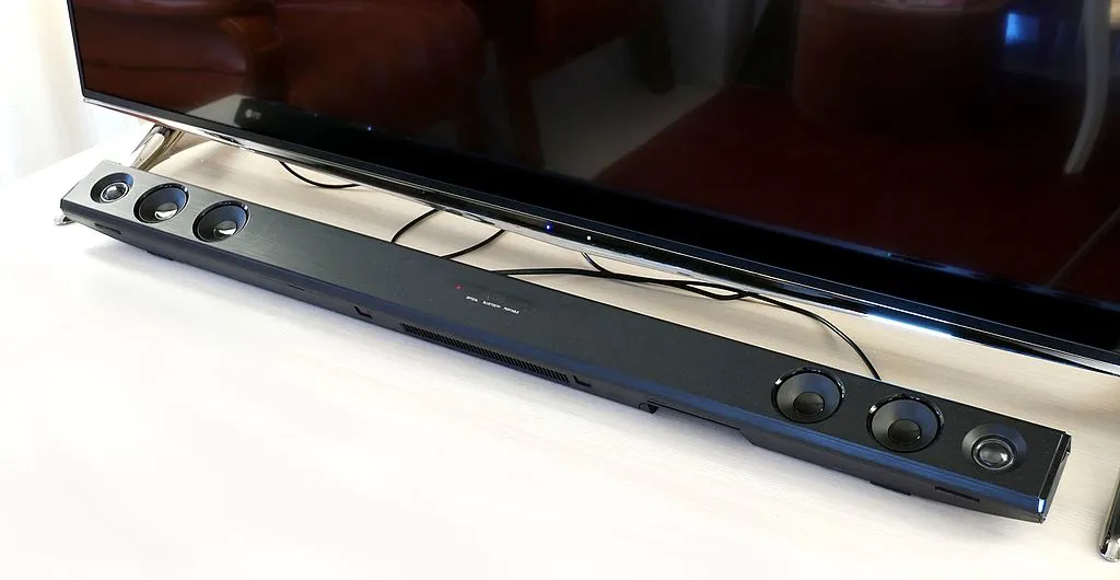 mejora el sonido de tu tv con la barra de sonido