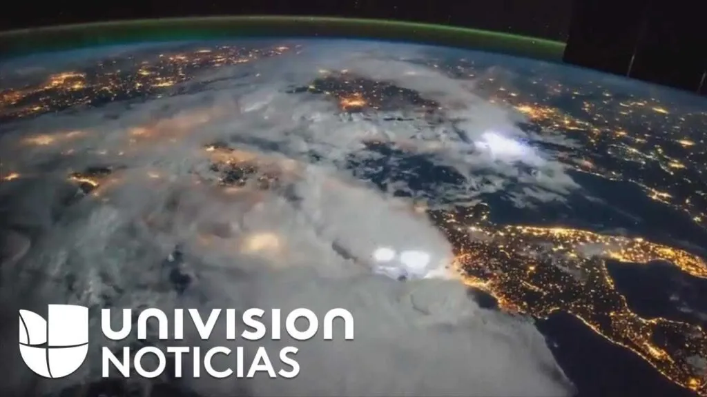 vea la tierra en vivo desde el espacio imagenes en vivo y video hd
